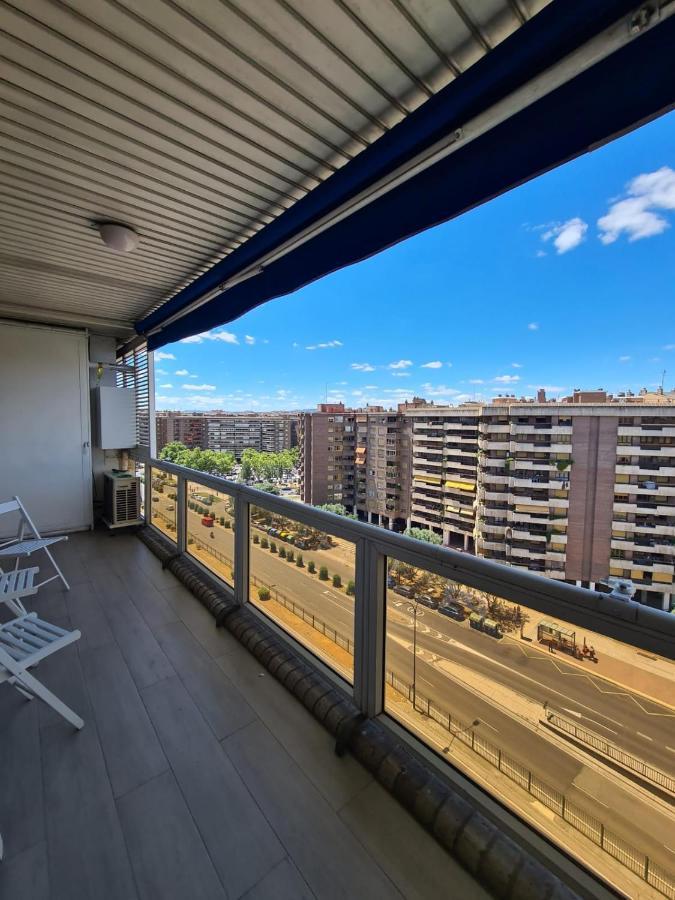 Ferienwohnung Dos Torres Centrico Y Moderno Con Vistas A La Ciudad Saragossa Exterior foto