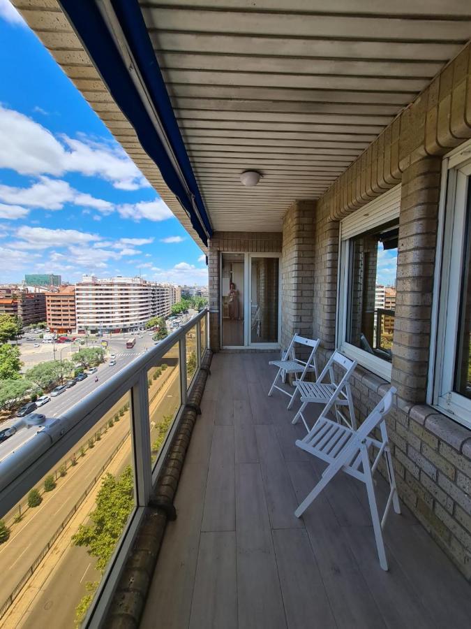 Ferienwohnung Dos Torres Centrico Y Moderno Con Vistas A La Ciudad Saragossa Exterior foto