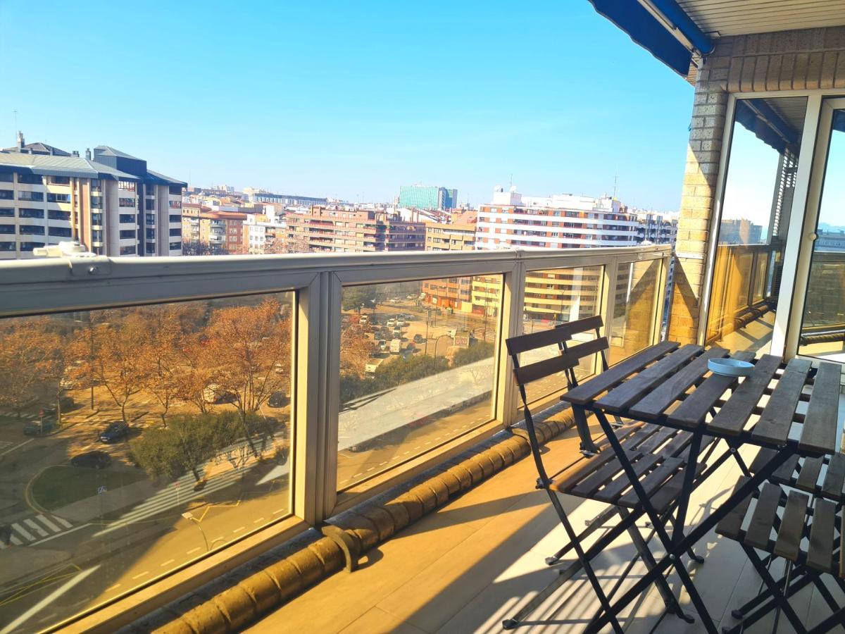 Ferienwohnung Dos Torres Centrico Y Moderno Con Vistas A La Ciudad Saragossa Exterior foto